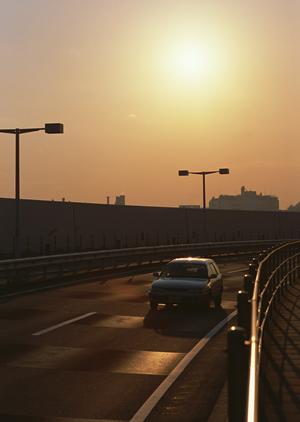 愛知県西尾市には2つの車検専門店